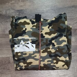 Camouflage Zip-Up Hoodie